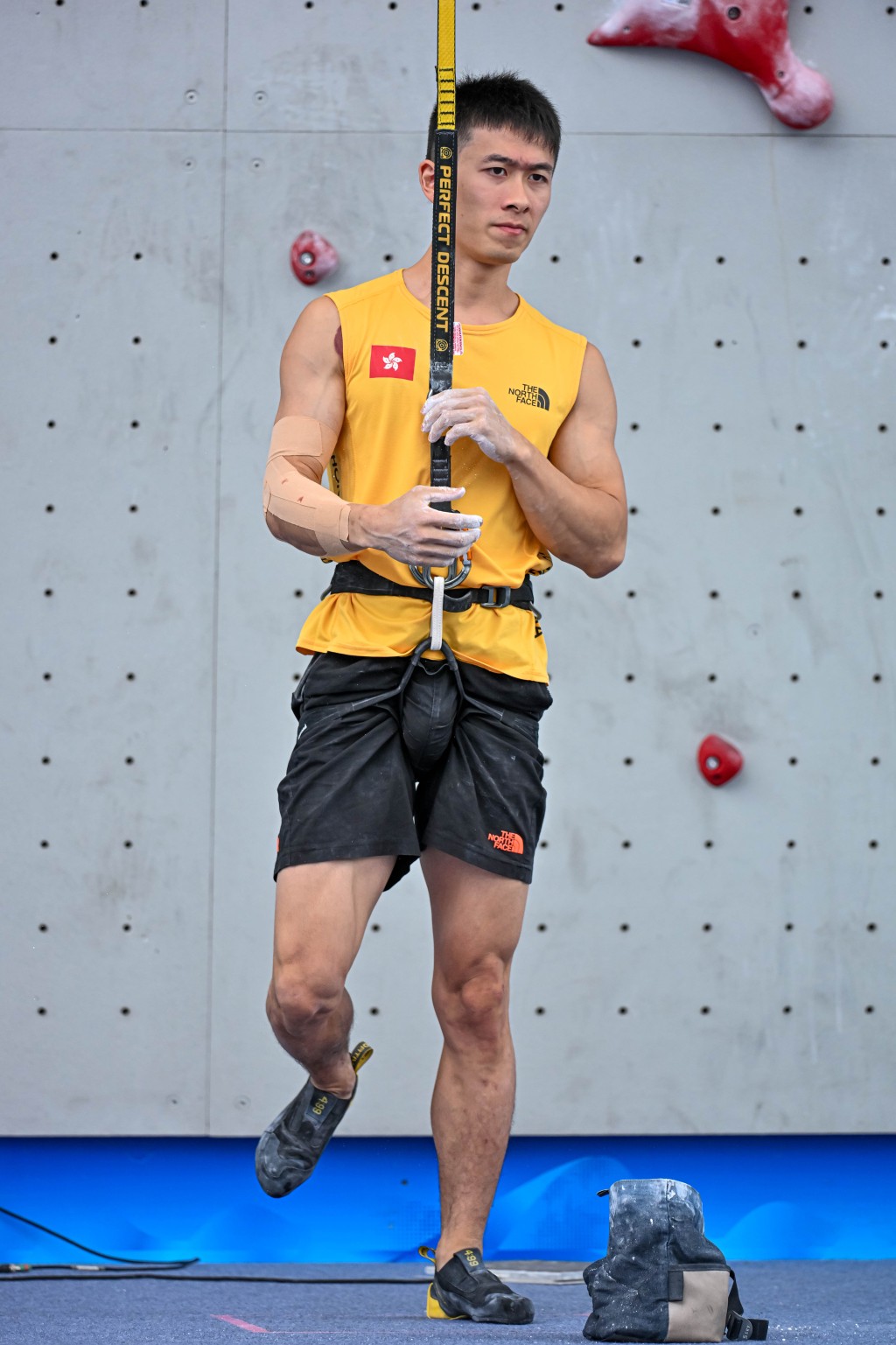 香港运动攀登代表陈翔志，以第7名完成决赛。相片由港协暨奥委会提供