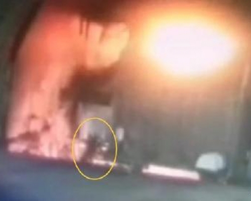 內蒙工人跳入高爐鋼水中死亡,初步調查指其自殺。