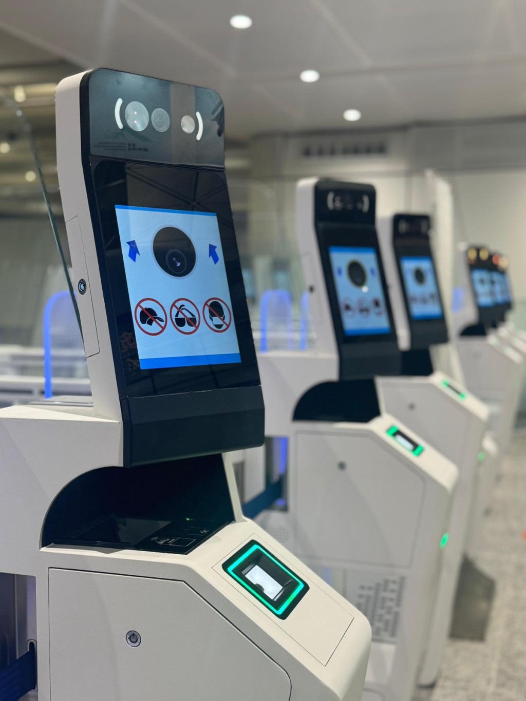 新e-道採用白色機身設計，簡潔時尚。入境處提供圖片