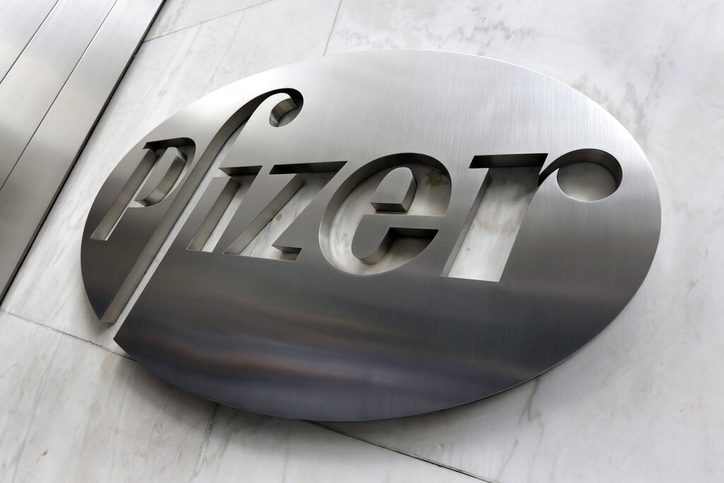 Pfizer公布新冠疫苗有效度達到9成。AP資料圖片