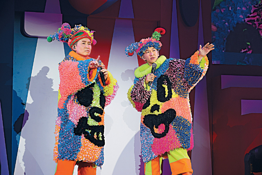 欺凌KOL
■艾粒2月9日舉行的一連4場《Part2！》，重溫環節除激嬲余迪偉，原來亦焫㷫好多AMK及《不設劃位》fans。