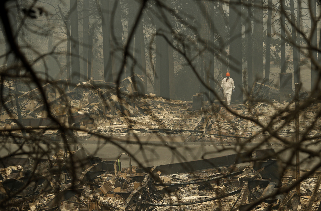 夏威夷毛伊島發生山火,至少111人死亡。美聯社