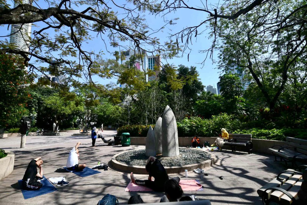 市民在假期增加外出