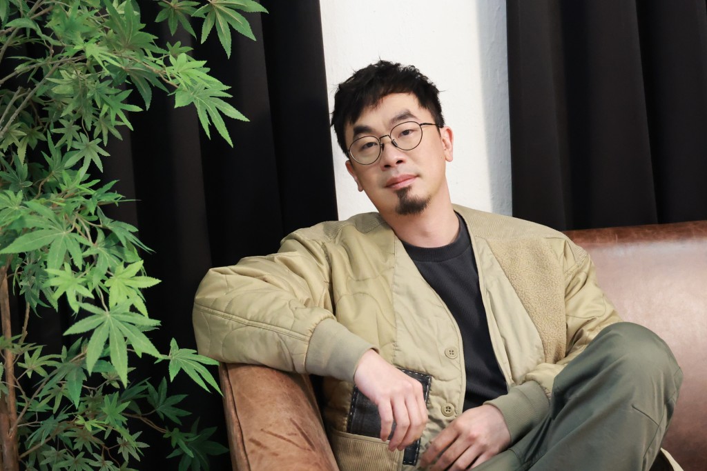 Mathew形容《三一万能合》题材深奥，故以通俗化呈现吸引普罗大众。