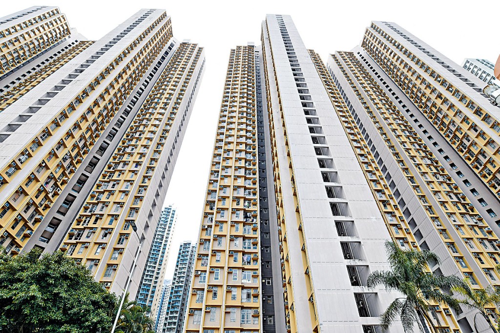 筲箕灣東旭苑造價一向企硬，屋苑3房單位以居二市場價828萬易手，創今年來綠表價新高。