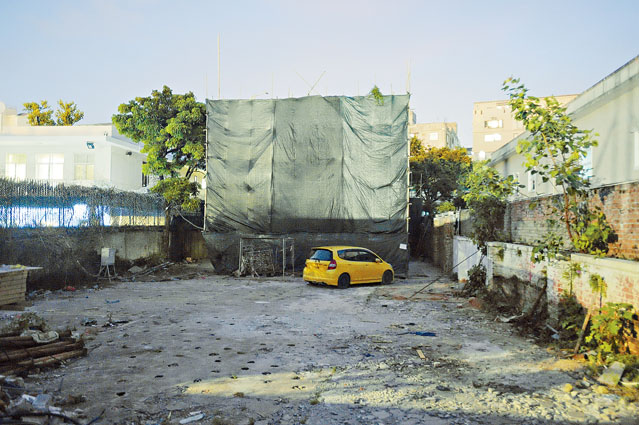 李小龍故居近日已被圍封，料最快下周開始清拆。