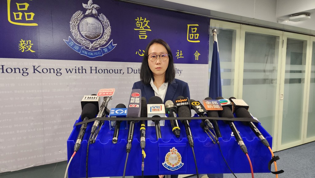 警方西區警區刑事總督察張蔚珊晚上交代案情。黃文威攝