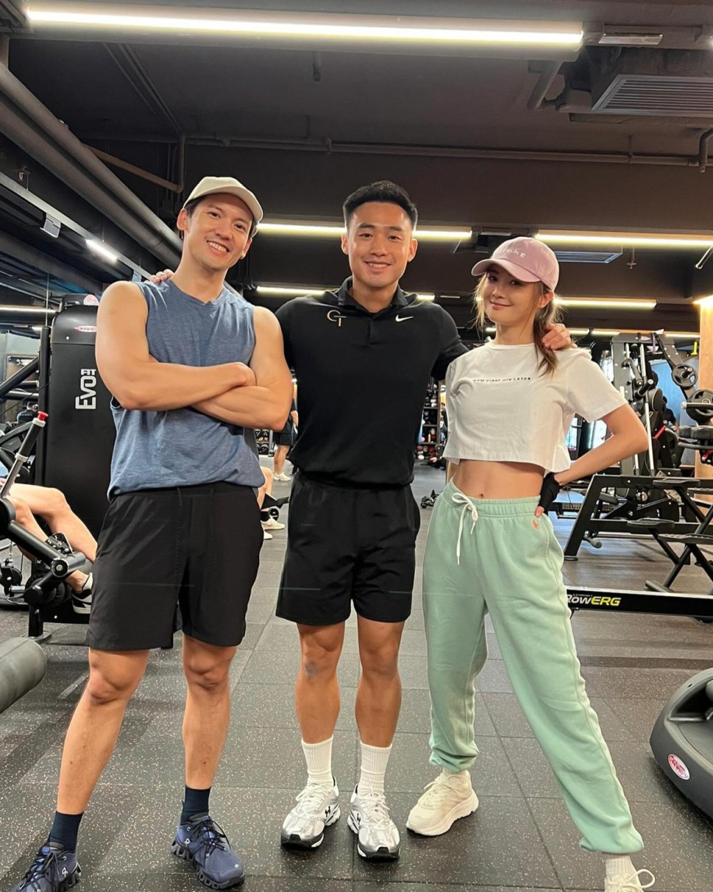 阿Sa好友都見過Elvis~