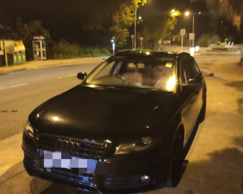 警方晚上在西貢截查發現一私家車司機涉嫌停牌期間駕駛，及後將他拘捕。