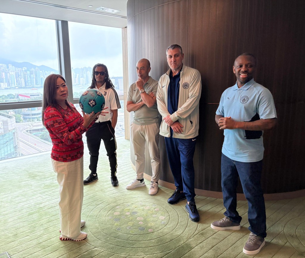 羅淑佩與傳奇球星見面。羅淑佩fb