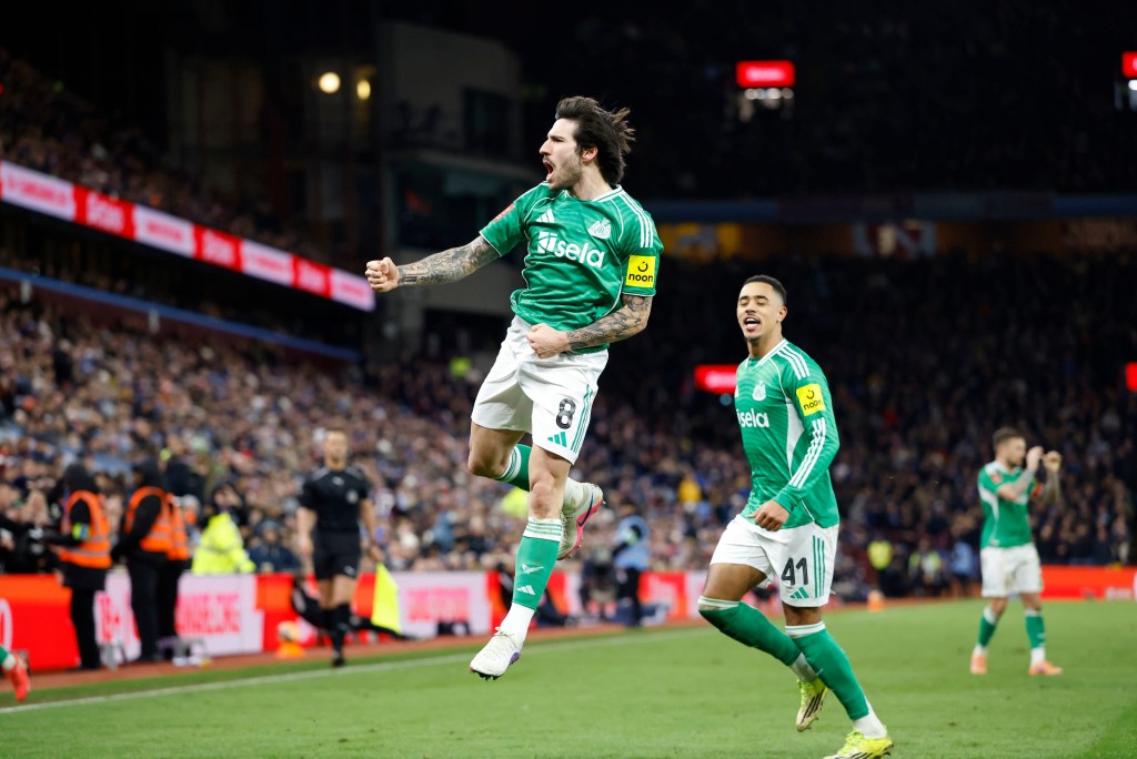 紐卡素陣中最佳錄葉，中場辛度東拿利攻守兼備。美聯社