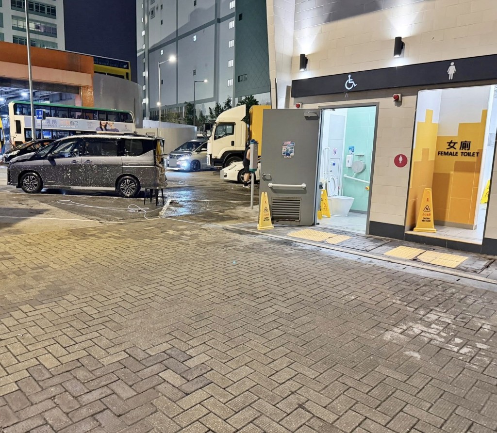 facebook截圖（資料來源：Ricky Lai＠facebook車cam L（香港群組））