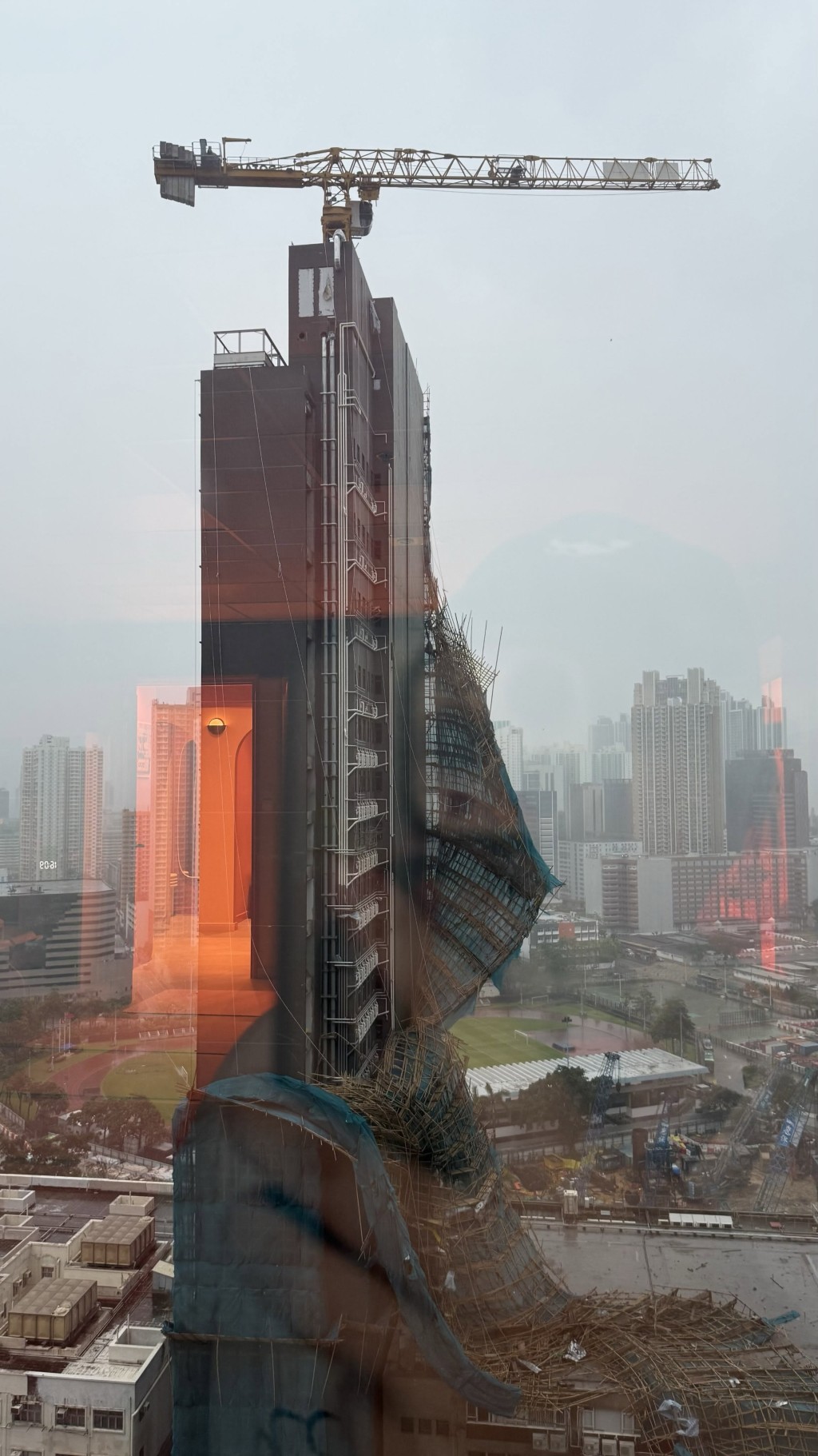 現場為長沙灣道750號一大廈地盤。Threads：maida_248