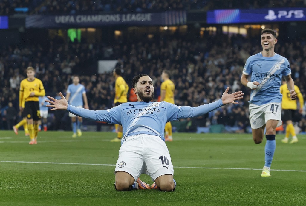 曼城4：1多蒙特。路透社