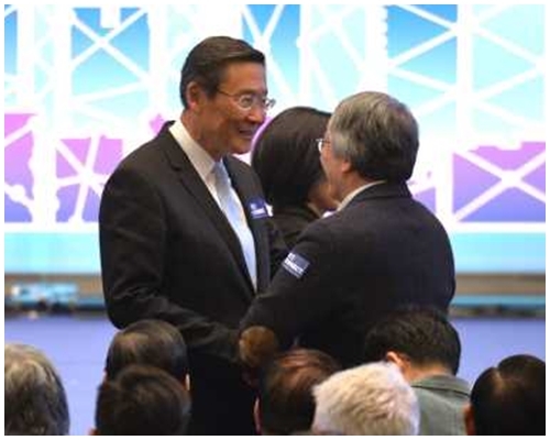 九倉集團首席顧問吳光正未有回應提問。資料圖片