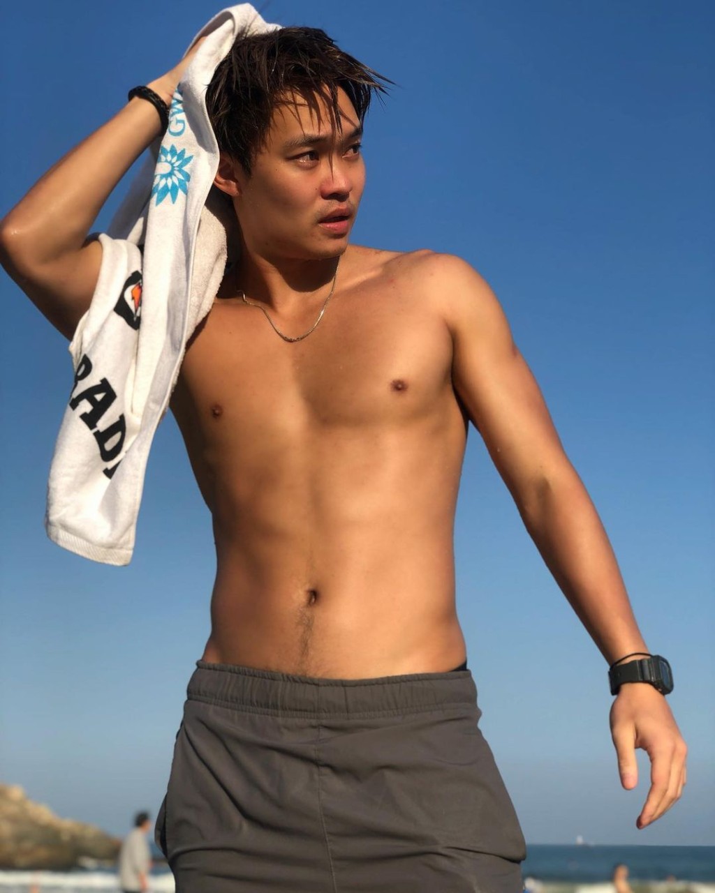 形象陽光的子彤今次突破自己，演繹沉重角色。