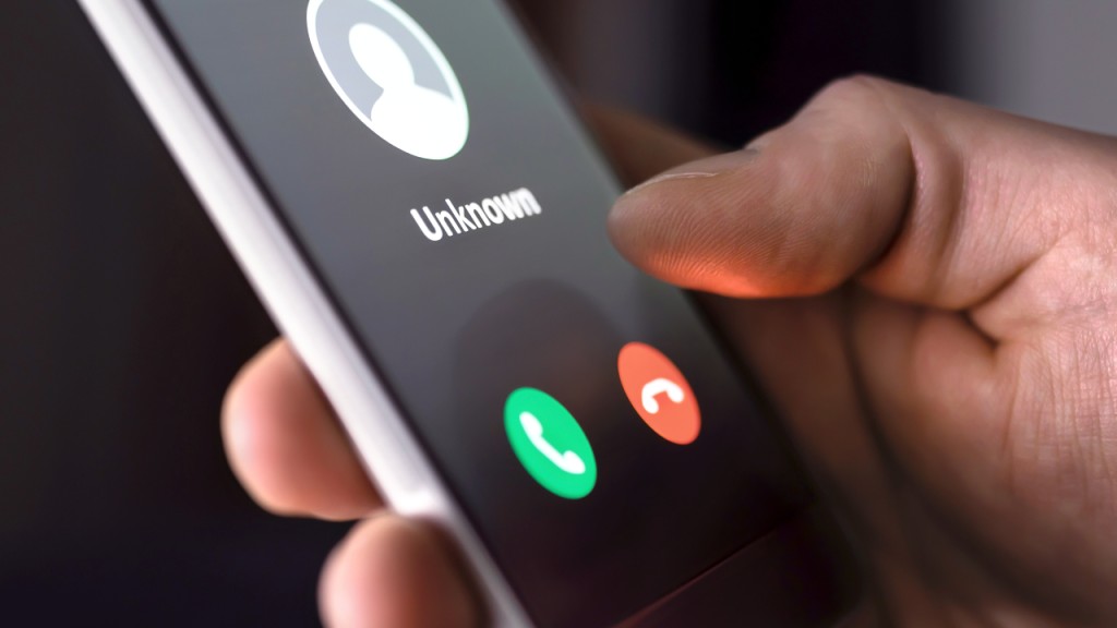 WhatsApp騙徒自稱內地投資經理 69歲婦耗盡積蓄再借錢失440萬元。istock示意圖
