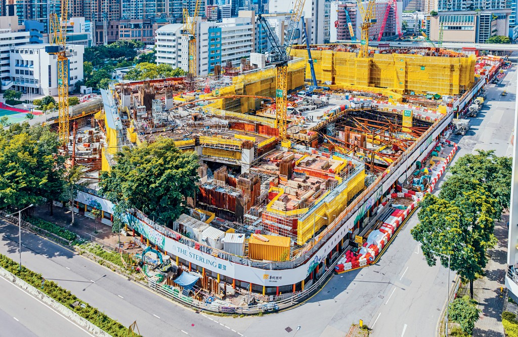 西南九龙叡璟 I I周日首轮发售153伙价单单位，同日招标推35伙。