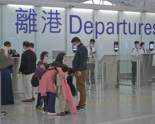 「2021年港人海外升學意向」調查中發現,有66%家長有意送子女往外國升學。資料圖片