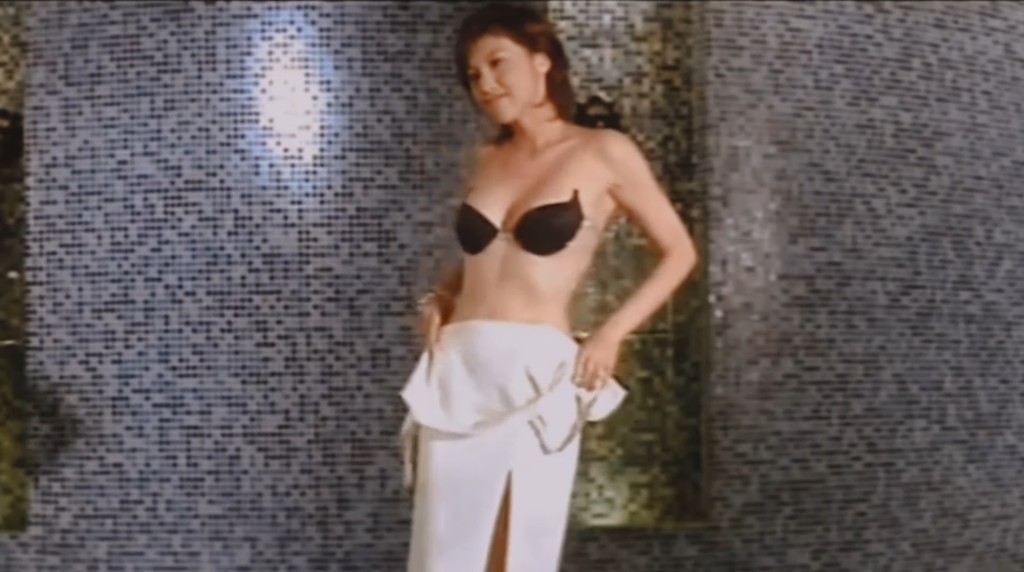 藤原纪香于《雷霆战警》有不少性感演出。