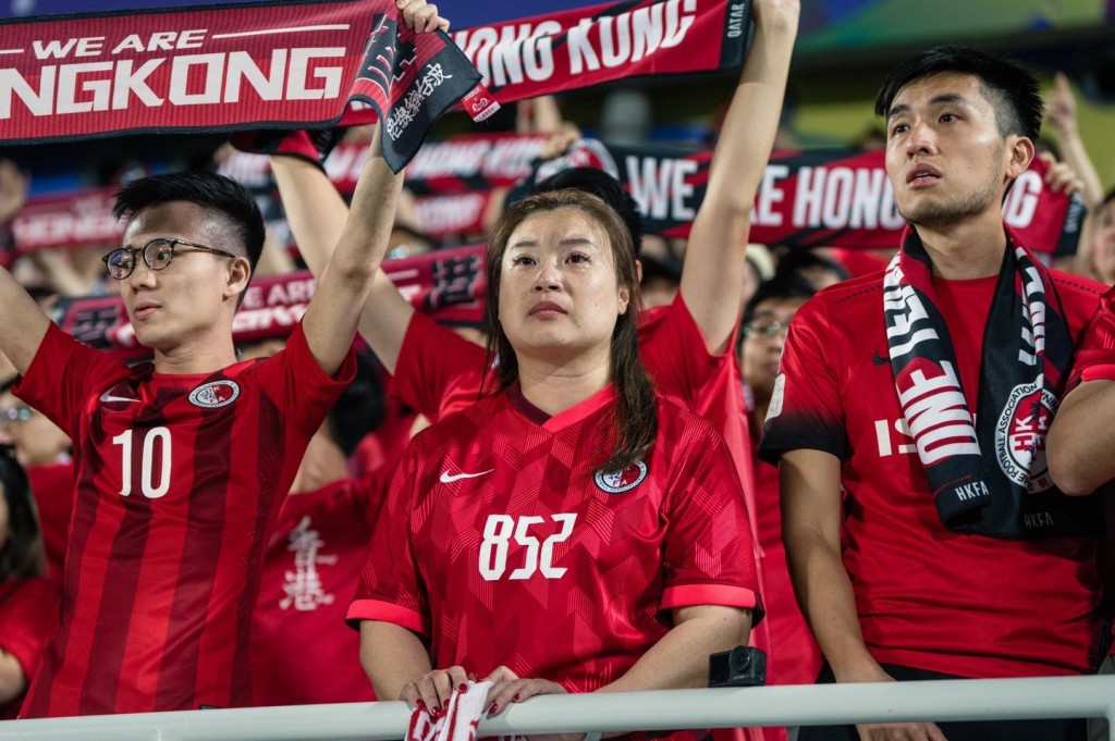 港队球迷全程落力支持球队。中国香港足总FB