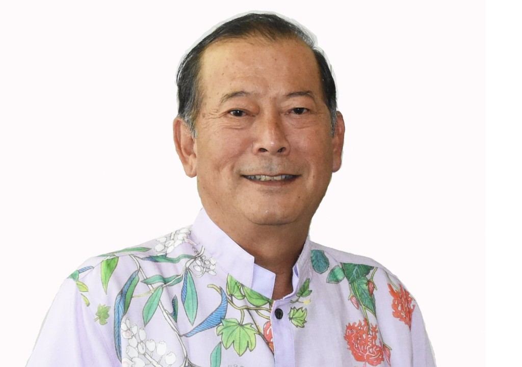 松川正則自2018年起擔任宜野灣市市長。 