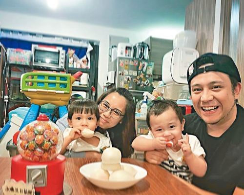 張致恆在網上大罵某幼稚園歧視其兒子。