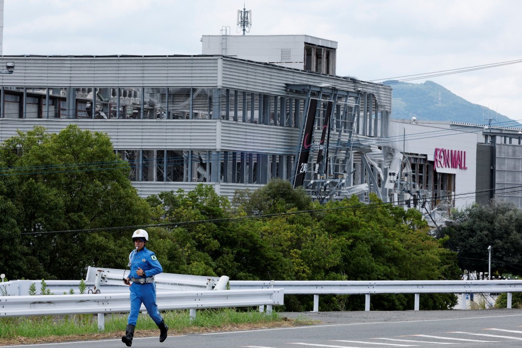 熊本发生7.1强震后，Aeon Mall发生爆炸。路透社