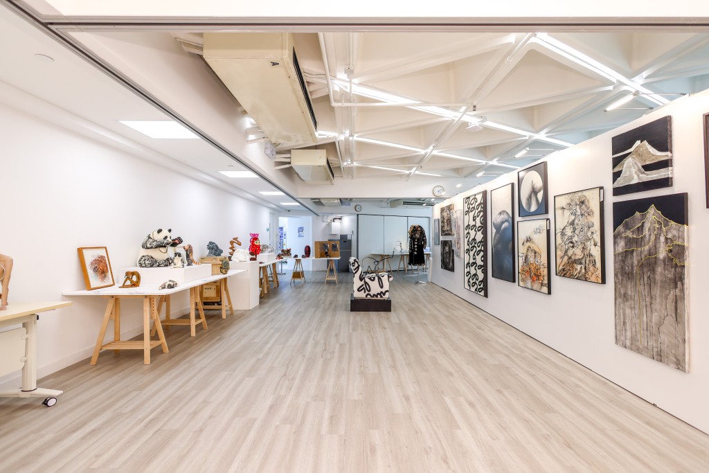 「評審推薦」展區。