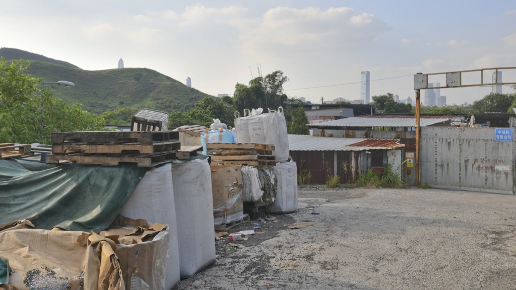 地政總署推出3幅政府土地向棕地受影響經營者出租。資料圖片