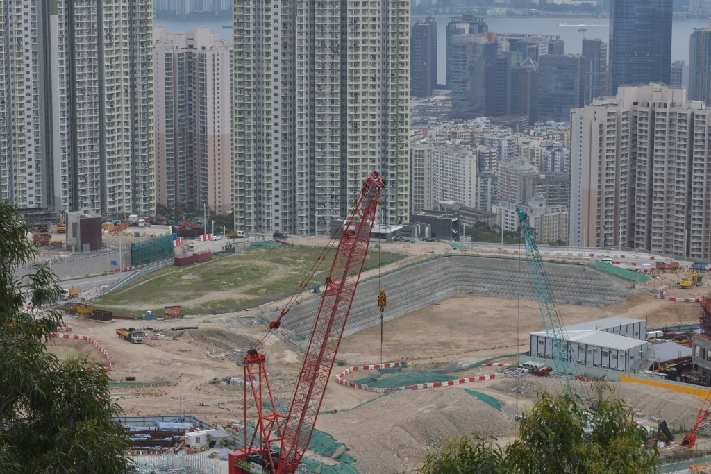 東九龍綫料2033年通車。