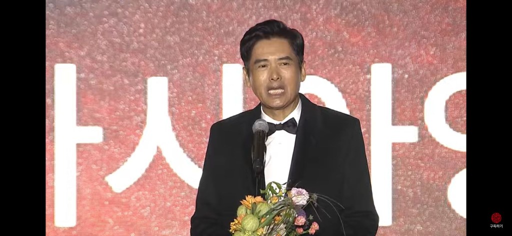周润发获颁亚洲电影人奖。