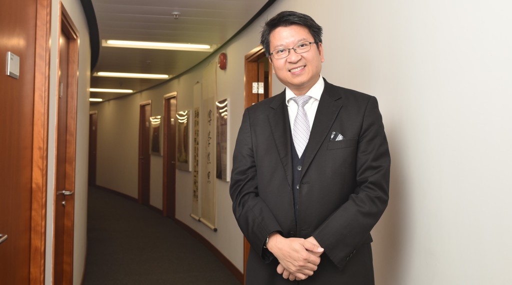 中大劉佐德全球經濟及金融研究所常務所長莊太量亦支持「購房通」政策,讓投資者有多條渠道來港置業。 中大劉佐德全球經濟及金融研究所常務所長莊太量亦支持「購房通」政策,讓投資者有多條渠道來港置業。