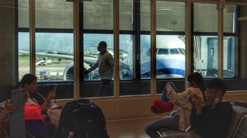 賴清德將過境美國前往巴拉圭，圖為中華航空飛紐約班機準備啟程。 中央社