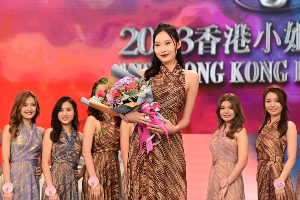 8號姜依宁獲佳麗票選，獲得友誼小姐獎。