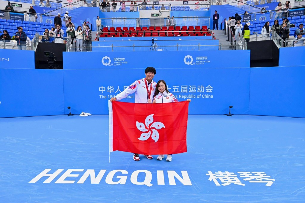 她形容「既榮幸又親切」。