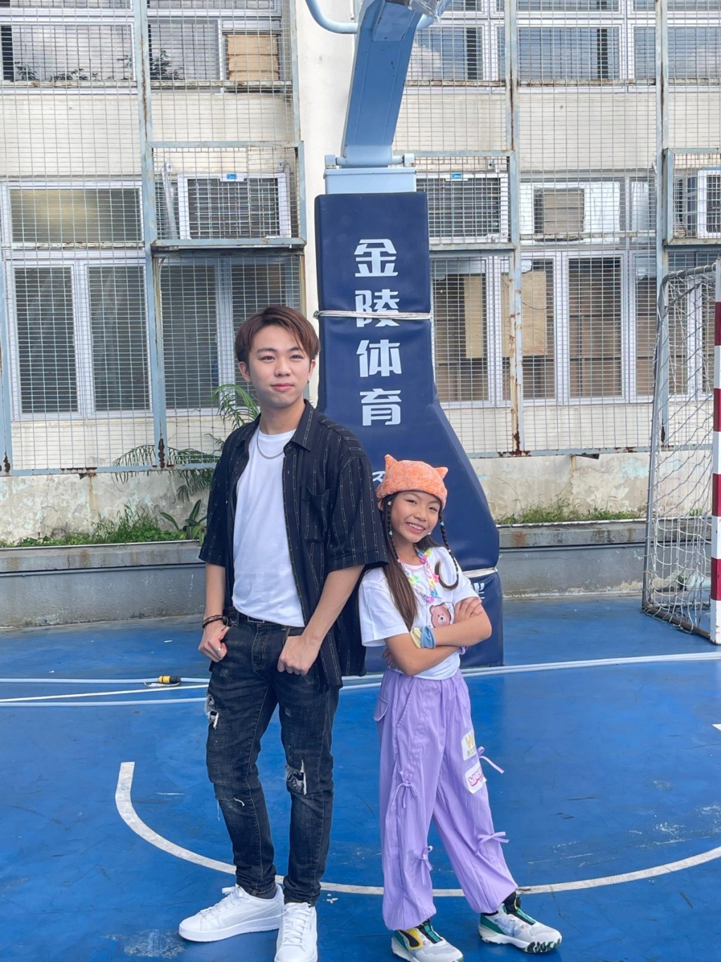 21歲梁煒謙(Vince)與9歲陸海悠(Hazel)出席《樂力慈善音樂會2025 School Tour》。 21歲梁煒謙(Vince)與9歲陸海悠(Hazel)出席《樂力慈善音樂會2025 School Tour》。