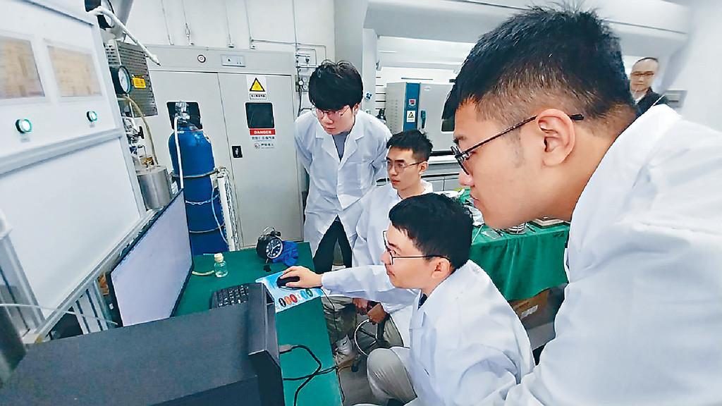 ■理工大學夥深圳大學研固態製氫氣系統。
