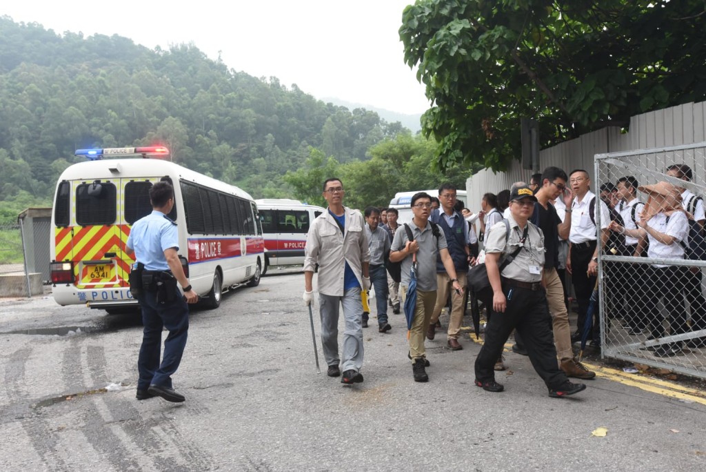 警方接報到場處理。徐裕民攝