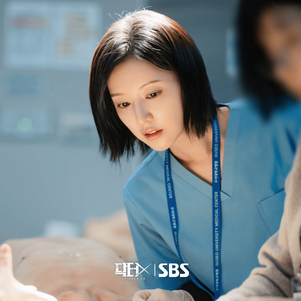 面對醫護界的質疑，參與製作與播出的SBS電視台僅表示：「沒有任何要回應的聲明。」