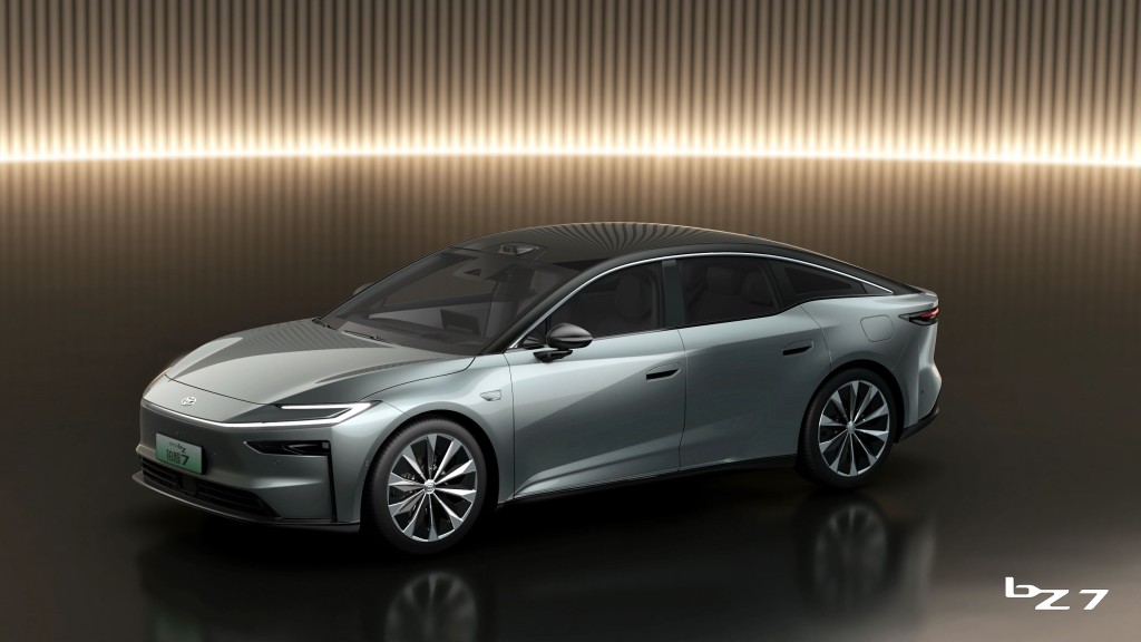 全新第八代凌志Lexus ES上海車展發表:被視作凌志ES兄弟車的全新豐田bZ7也首現今屆上海車展。