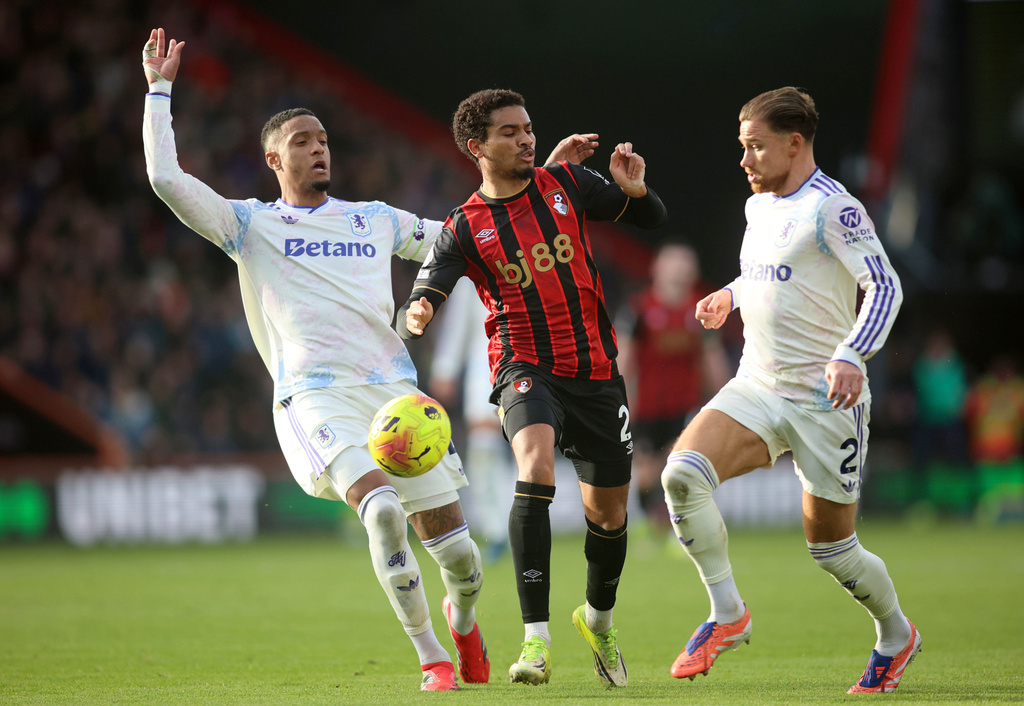 維拉1：1賽和般尼茅夫，連續兩場失分。美聯社