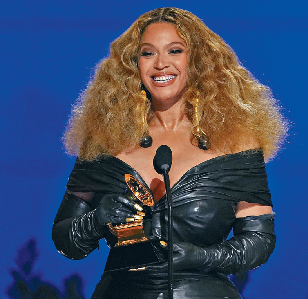 ■Beyonce擁28獎，登格林美最多獎項女歌手第一位。
