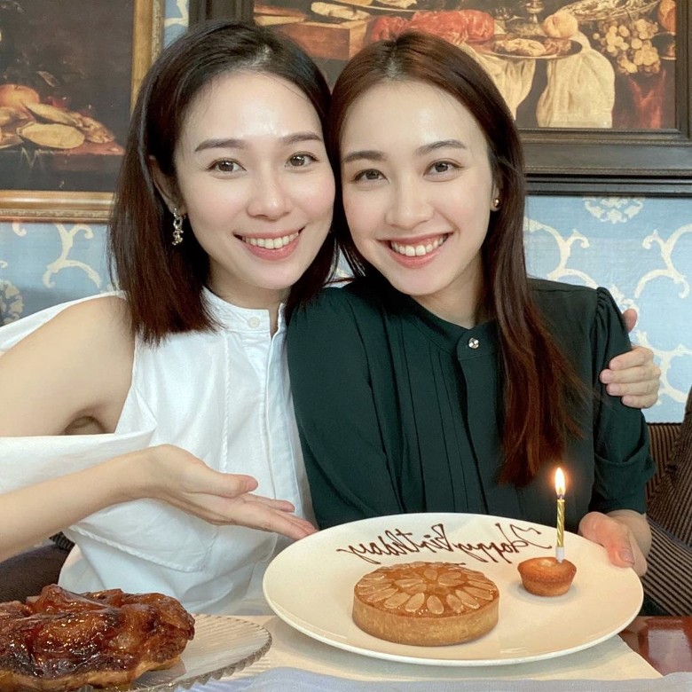 兩人都是巨蟹座。