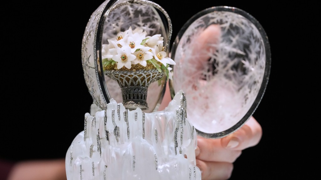 末代沙皇「冬日彩蛋」近日經佳士得以1.38億港元賣出。 美聯社 末代沙皇「冬日彩蛋」近日經佳士得以1.38億港元賣出。 美聯社