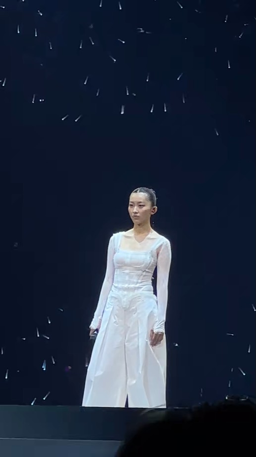 陳康堤去年8月首次亮相在澳門舉行的華納家族演唱會《WM! GO!》。