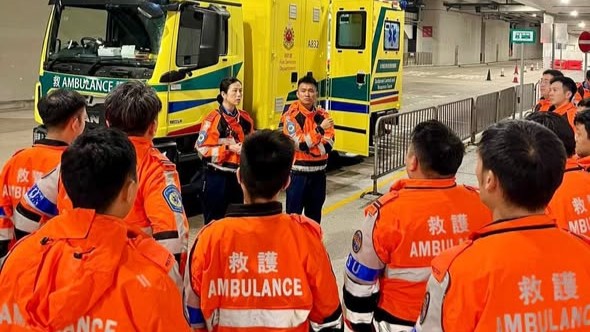 諾如病毒︱消防處派出疫情控制及應變專隊和特別支援隊  處理停泊香港郵輪疑受病毒感染事件。消防處FB