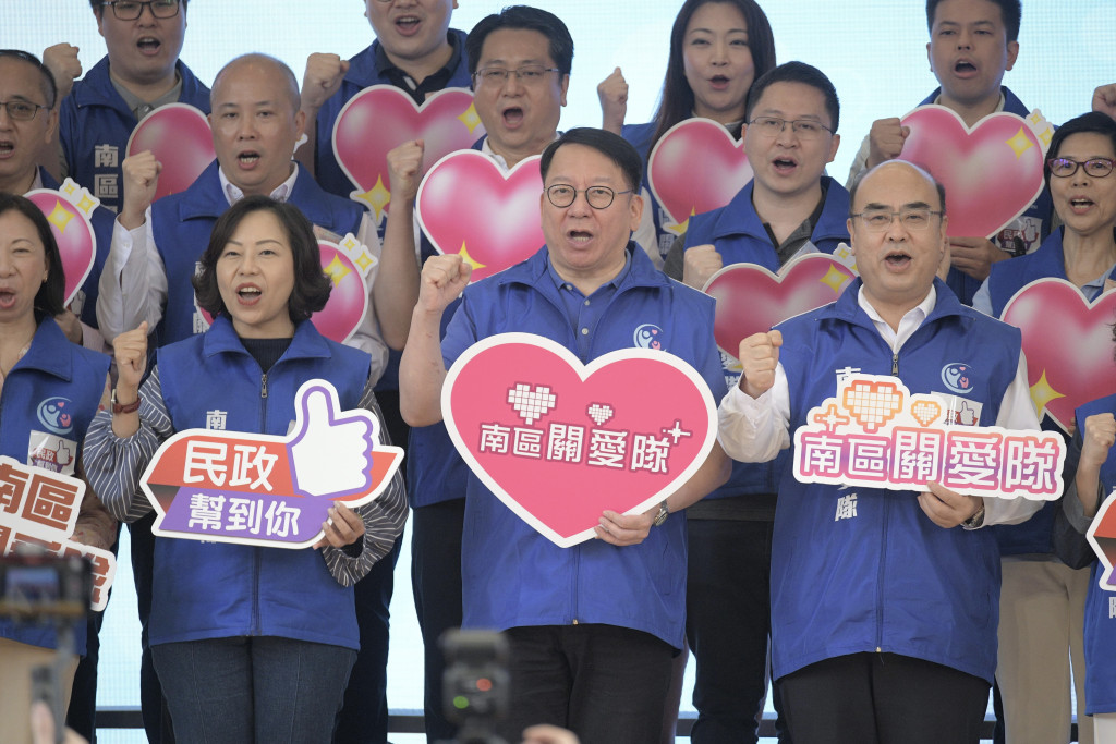 她指關愛隊雖然也有宣傳政策功能，但仍以服務為主。資料圖片