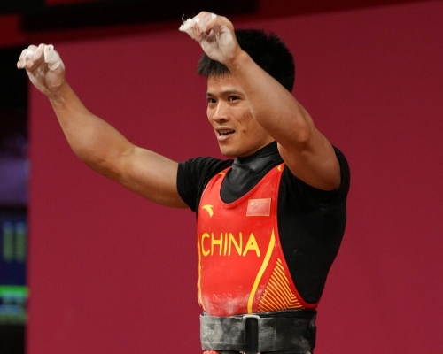 李發彬為中國隊取得本屆奧運的第五面金牌。AP相片