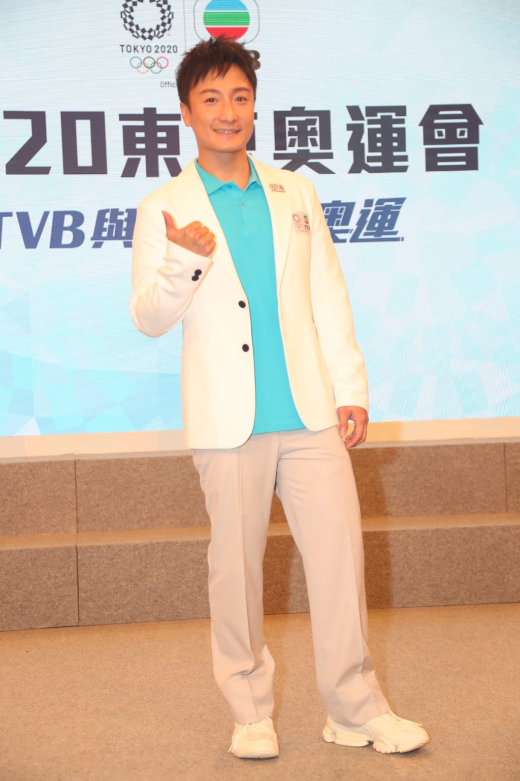 方力申稱與Stephy不是好朋友,因只有自己在網上單方面追蹤對方。